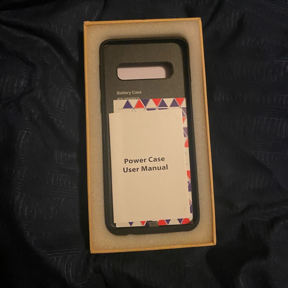 Galaxy S10 Black Battery Case